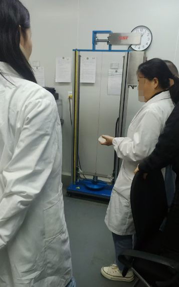  无源外科植入物抗冲击试验机：上海程斯与上海XX整形制品有限公司的强强联手